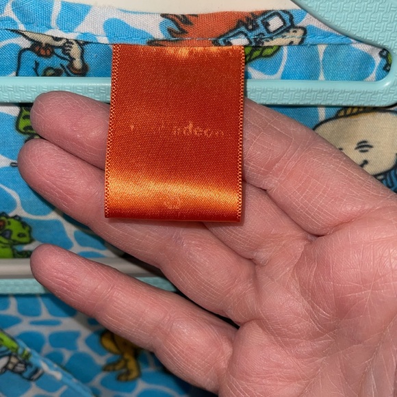 Women’s size small Nickelodeon scrub top - Picture 2 of 7